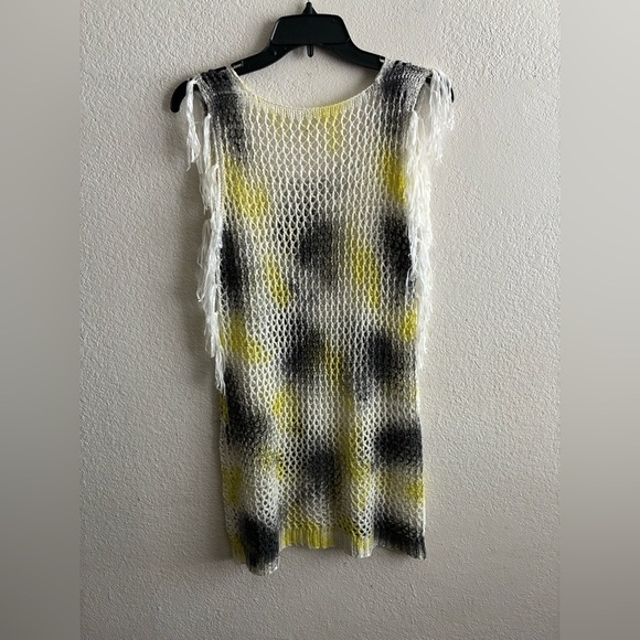 Beach Pool Coverup White Yellow & Black Mesh Sleeveless With Tassels - Picture 9 of 9
